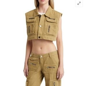 NWT PTCL utility crop vest. Size S.